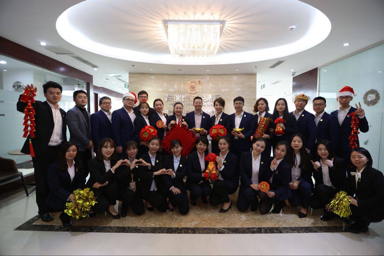 做彼此的好运天使,来一场交换礼物的冒险吧